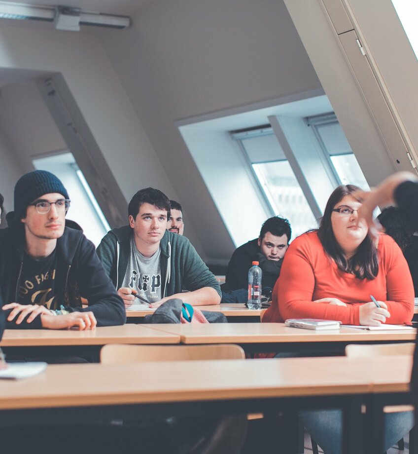 Studenten volgen les op campus Brussel